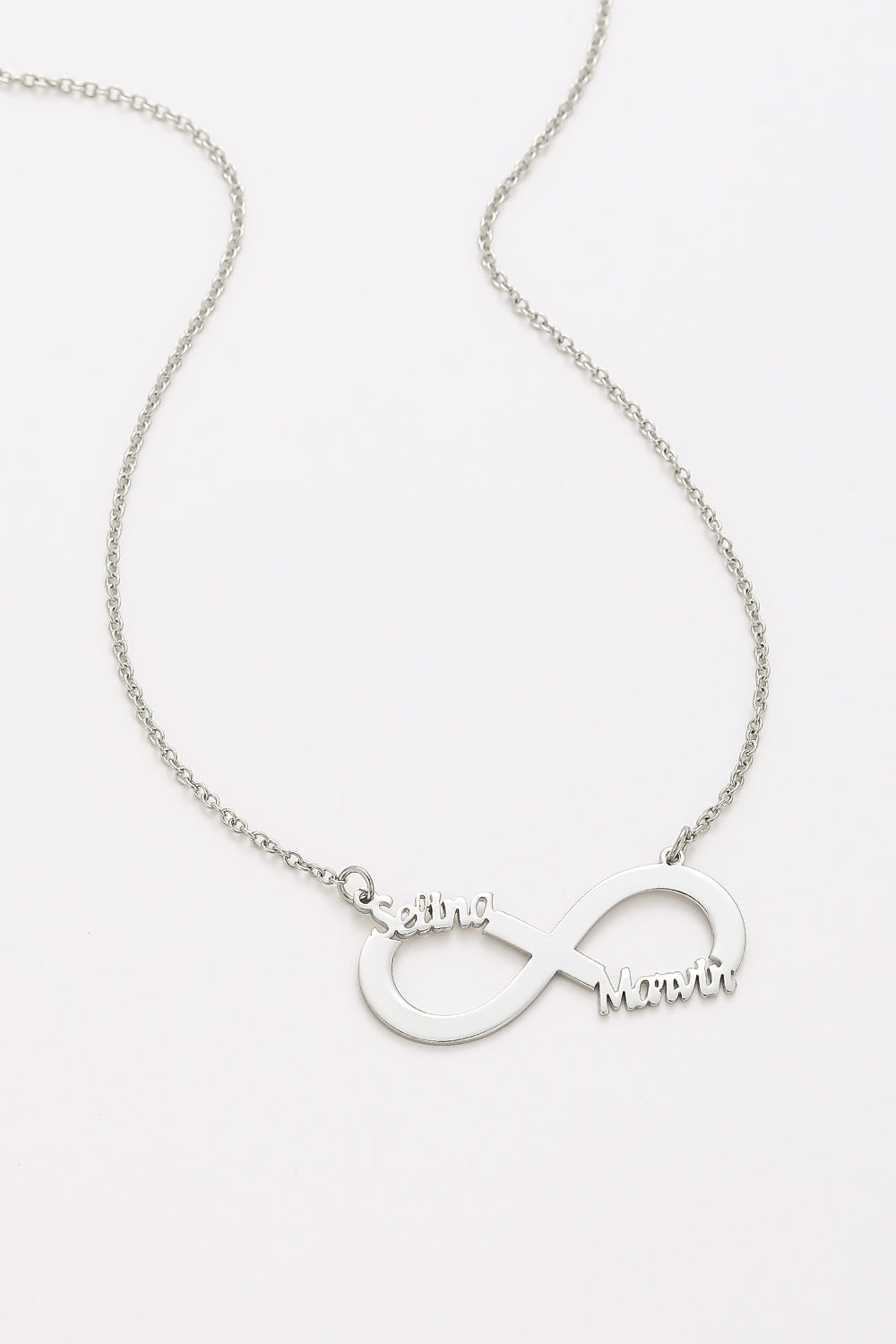 Namenskette Infinity mit Name